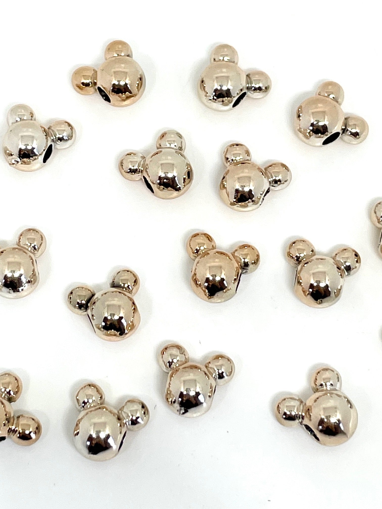 Enchanting Disney-Themed Beads: A Magical Touch to Your Jewelry