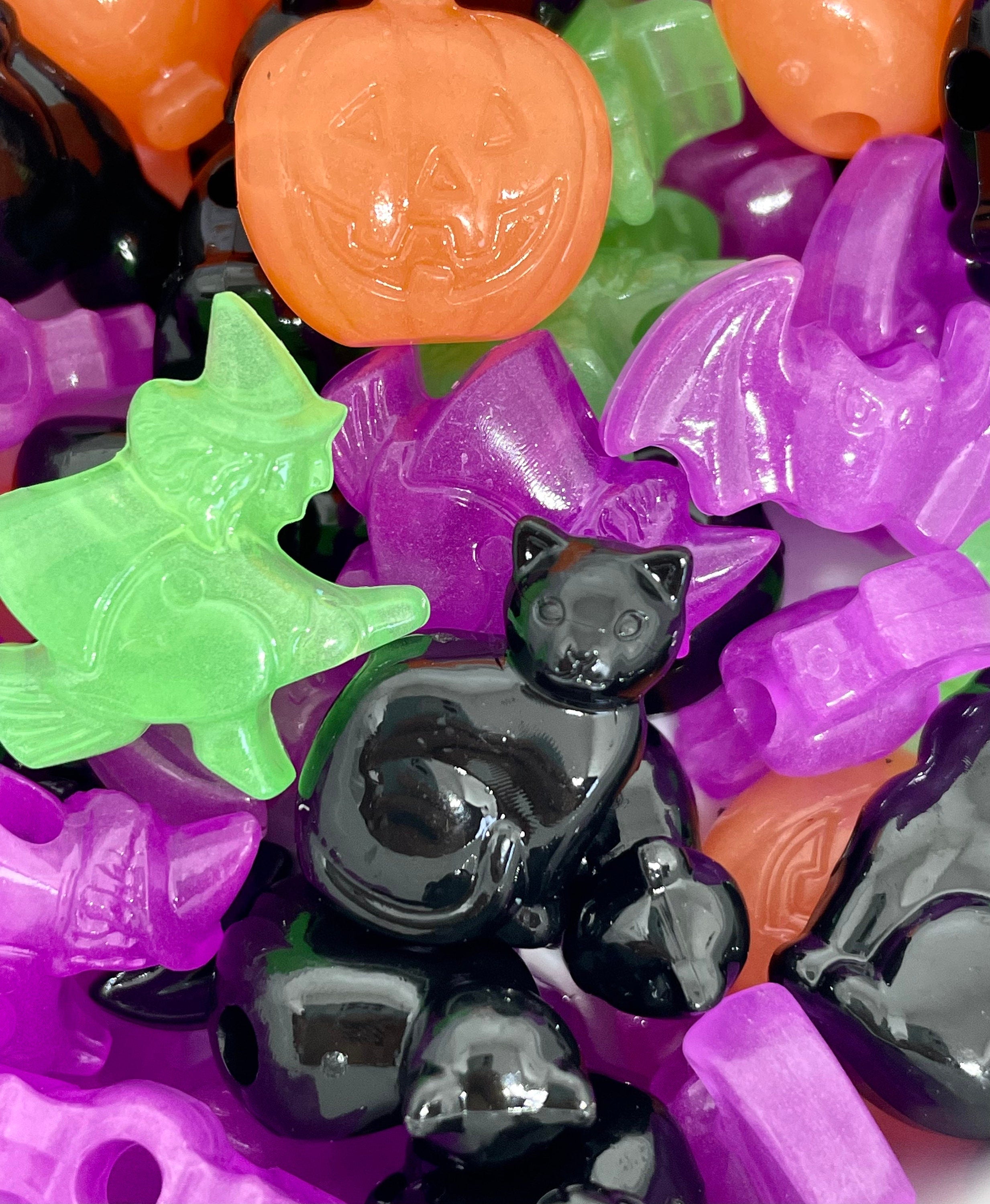 Halloween Bead Mix: Pumpkins, Cats, Bats & Witches Galore