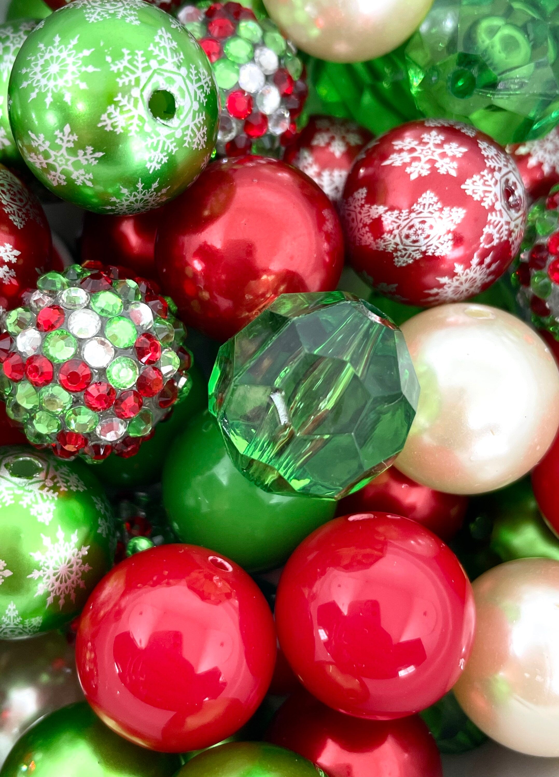 Beautiful Christmas Chunky Bead Mix 20mm, Garland and Jewelry Craft Essentials