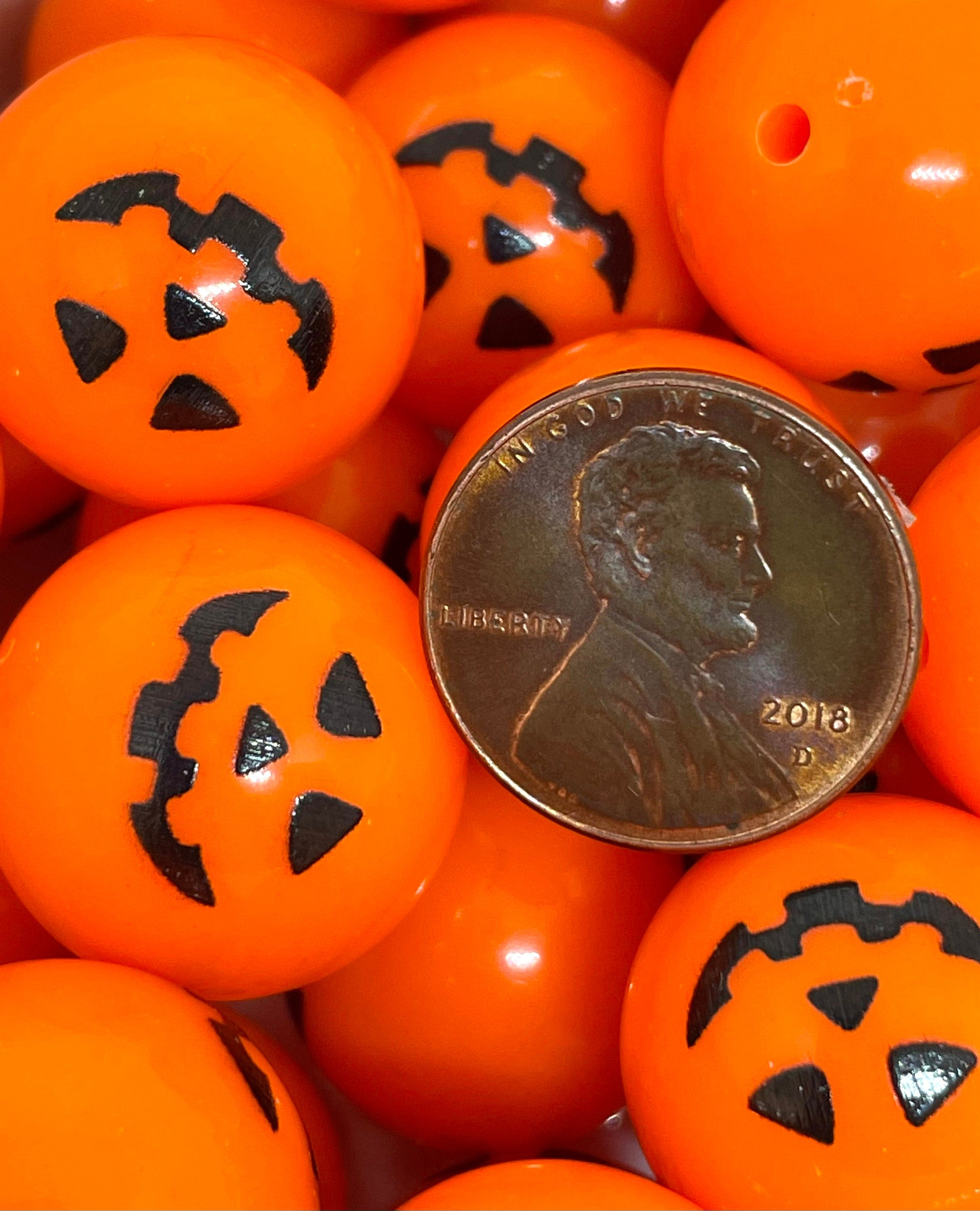 Chunky Halloween Beads, Jack O Lantern Beads, Pumpkin Beads, Jack-O-Lantern Charm, Pumpkin Charm, Halloween Jewelry, Goth Beads