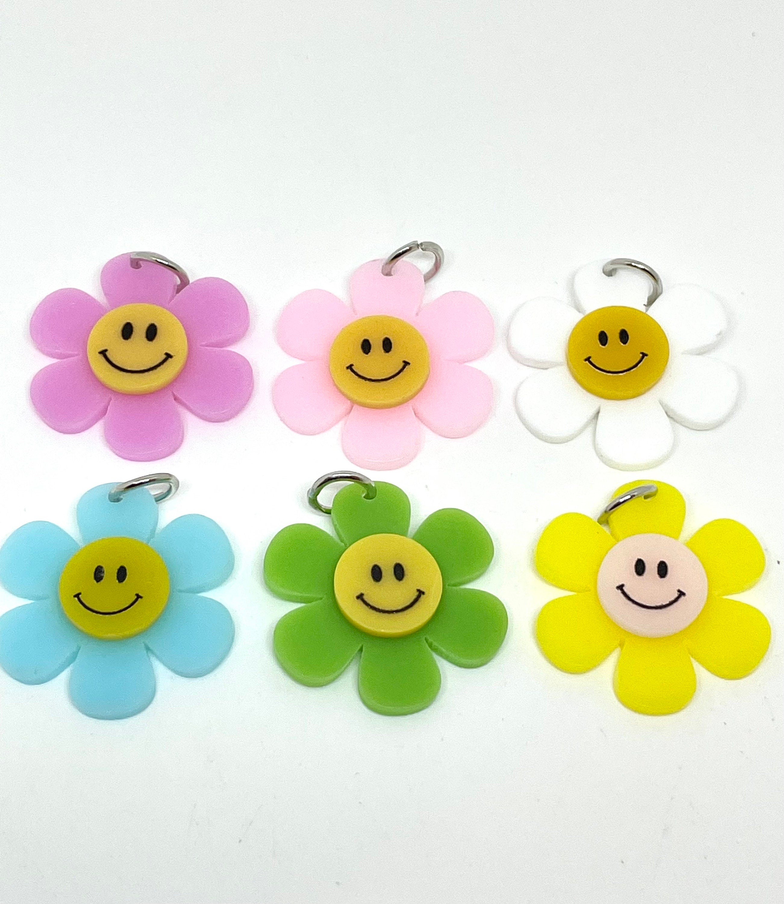 SMOL Happy Face Daisy Charms, Pendants, Flower Pendants for Necklace, Jewelry Making